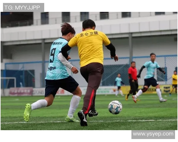 香港足球明星队达文西展现风采助力青少年足球发展与梦想实现